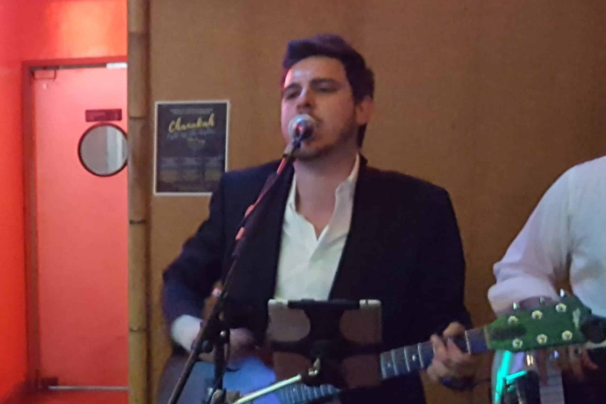 Chase Stites Duo at Castaway's Craft Beer & Pizza