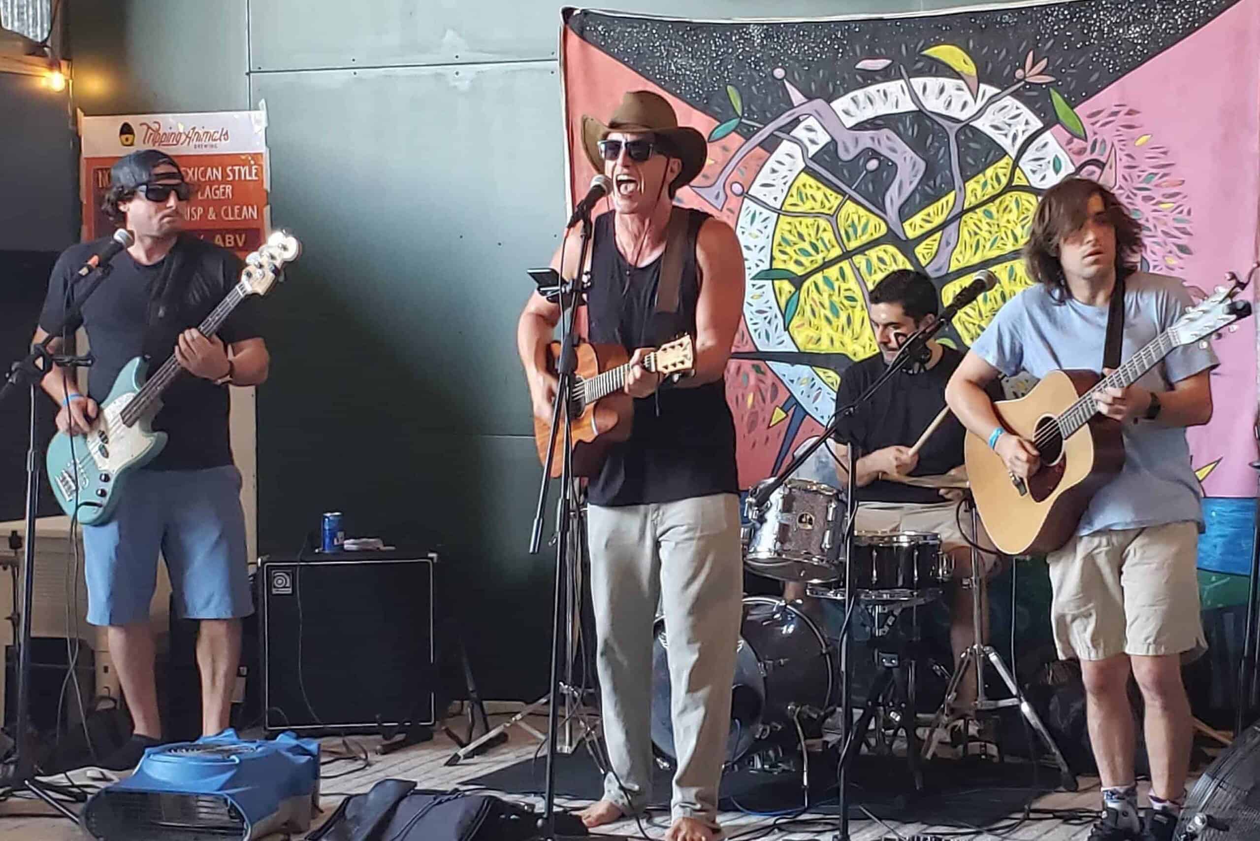 The Holidazed Duo at Tiki 52