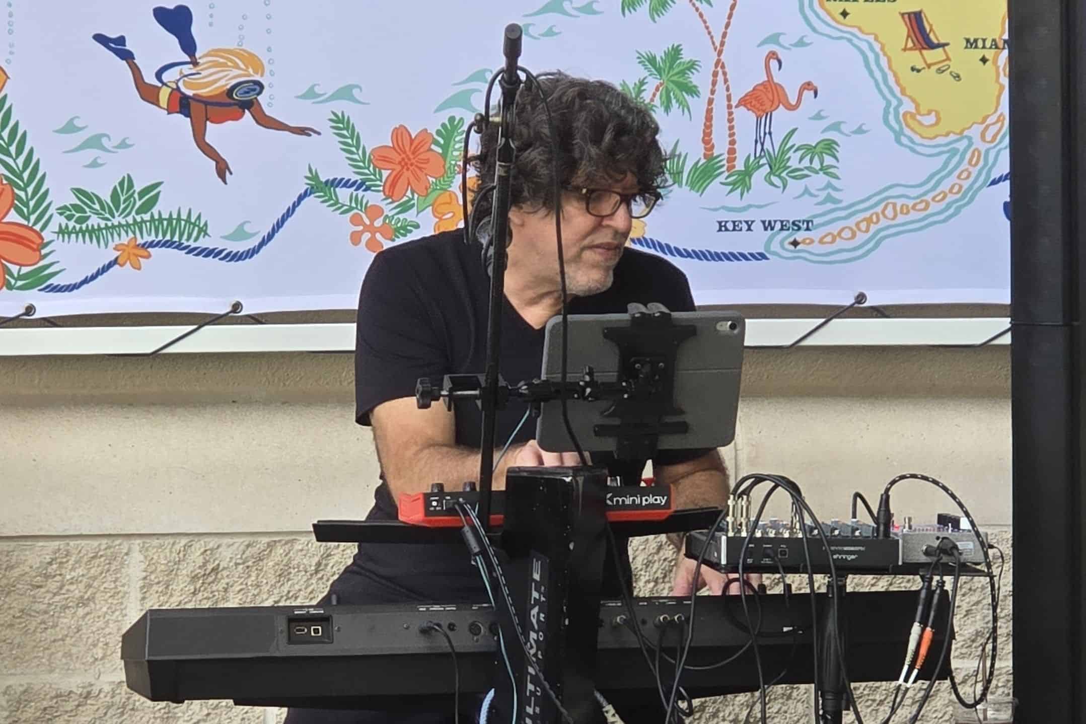 Mario Inchausti at Tommy Bahama Marlin Bar