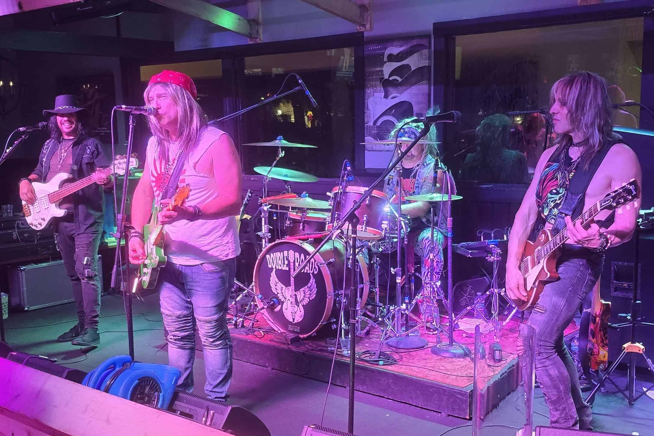 Hairdaze at Double Roads